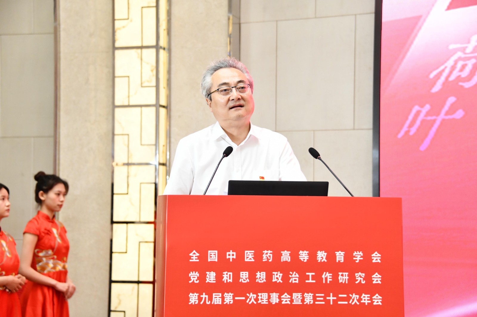 1718430063020003259.jpg 1718430063020003259.jpg